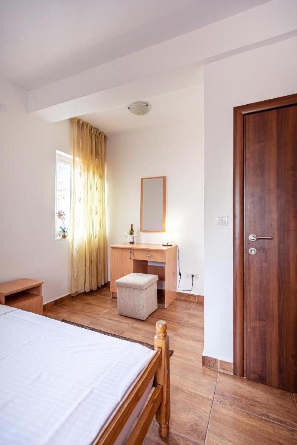 Apartmani Franeta Будва Экстерьер фото