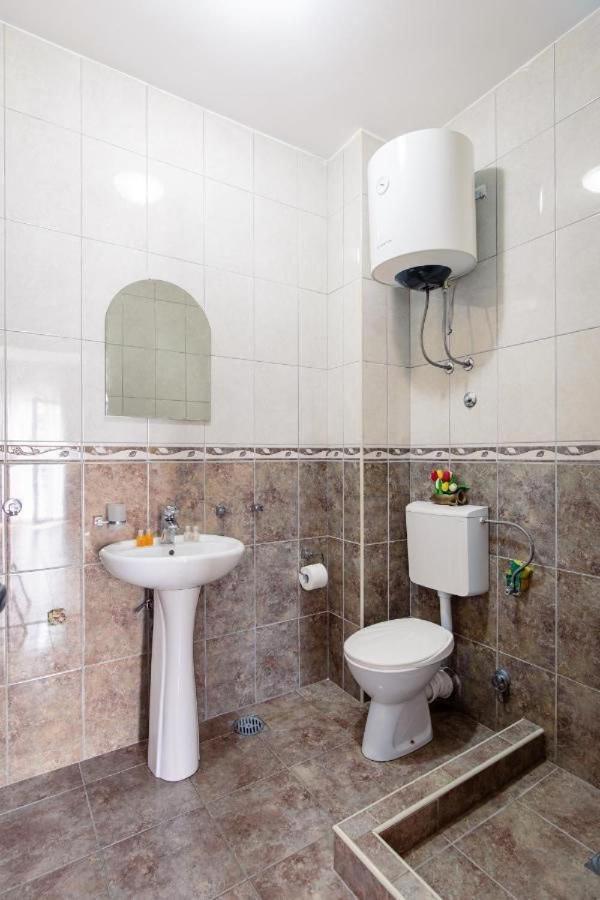 Apartmani Franeta Будва Экстерьер фото